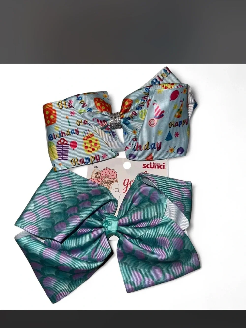 Girls hair bows. Brand new